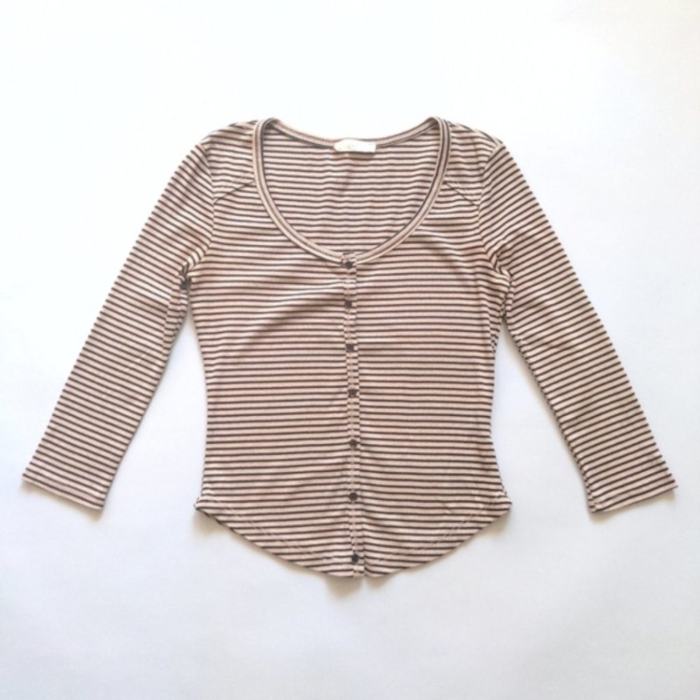 Striped Henley Button Front Thermal Shirt Three Quarter Sleeve Small NWOT